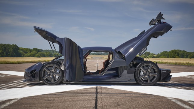 Siêu xe '3 trong 1' Koenigsegg Chimera độc nhất thế giới- Ảnh 2.