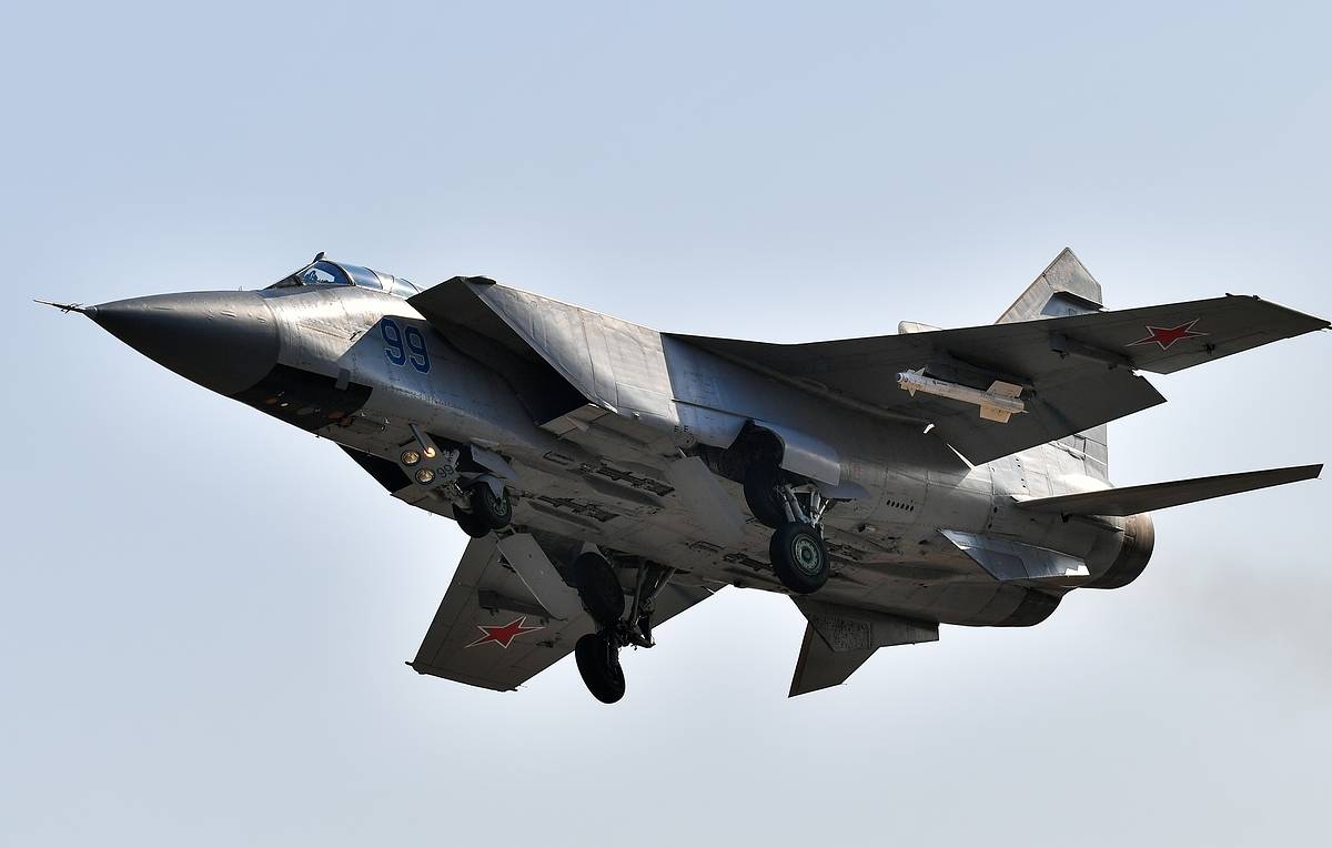 Sức mạnh “quái thú” MiG-31BM – đối thủ đáng gờm của F-16 ở Ukraine- Ảnh 1.