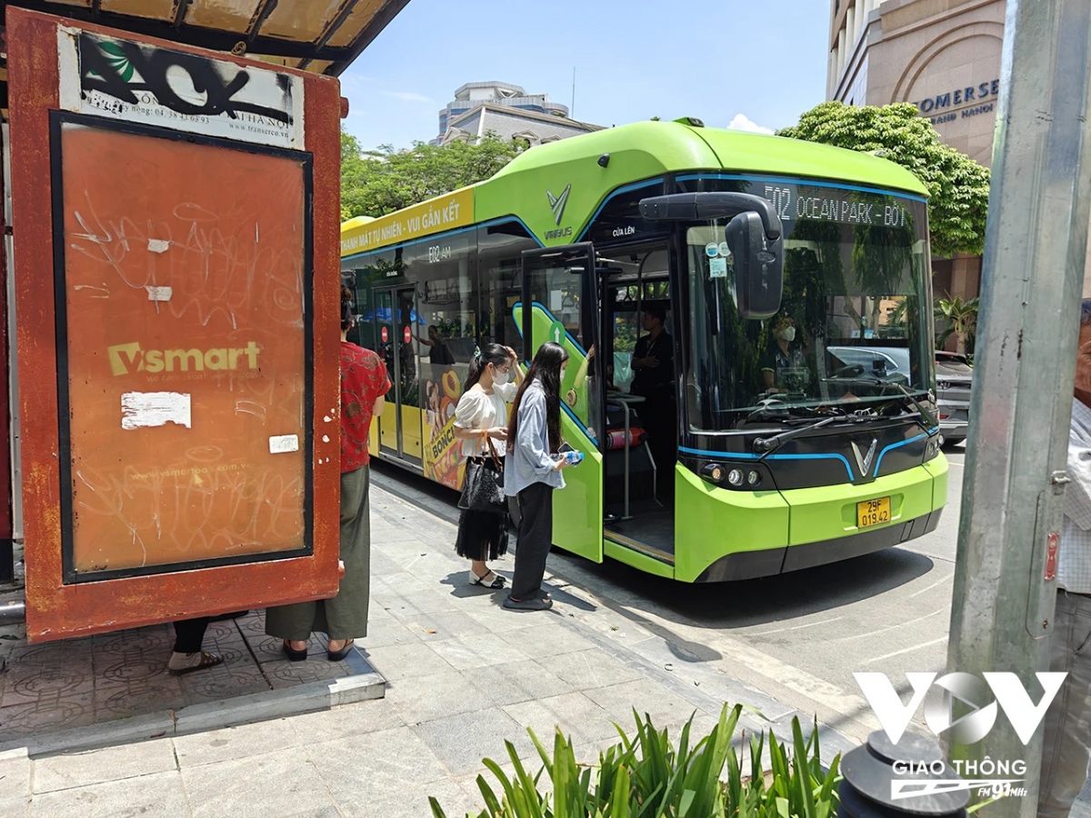 Băn khoăn với phương án “điện hóa” xe buýt trị giá 51.000 tỷ- Ảnh 1.