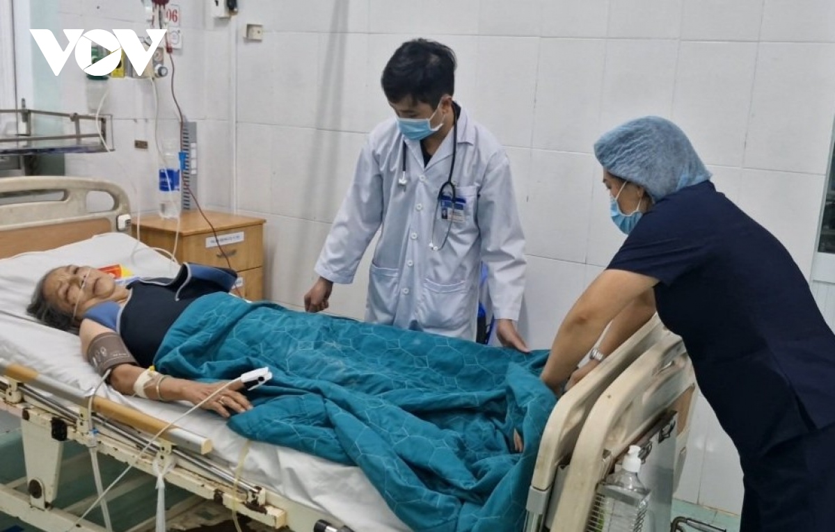 Vụ xe khách lao xuống vực ở Đắk Nông: Nạn nhân đã chuyển viện hoặc ra viện- Ảnh 1.