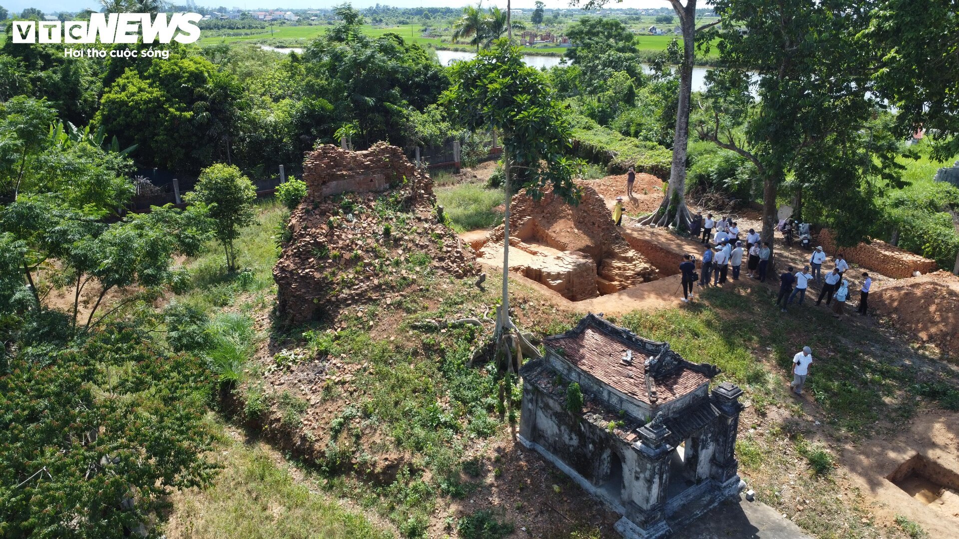 Hình hài tháp Chăm nghìn tuổi phát lộ sau cuộc khai quật khảo cổ ở Huế- Ảnh 3.