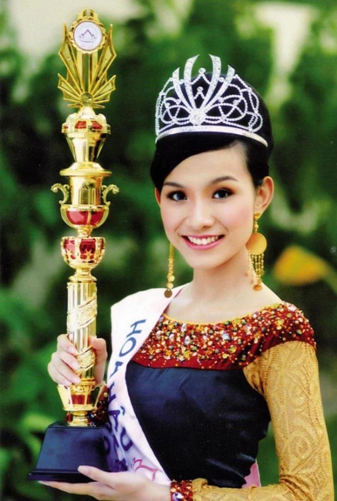 Miss Universe Vietnam đầu tiên giờ ra sao? - Ảnh 1.