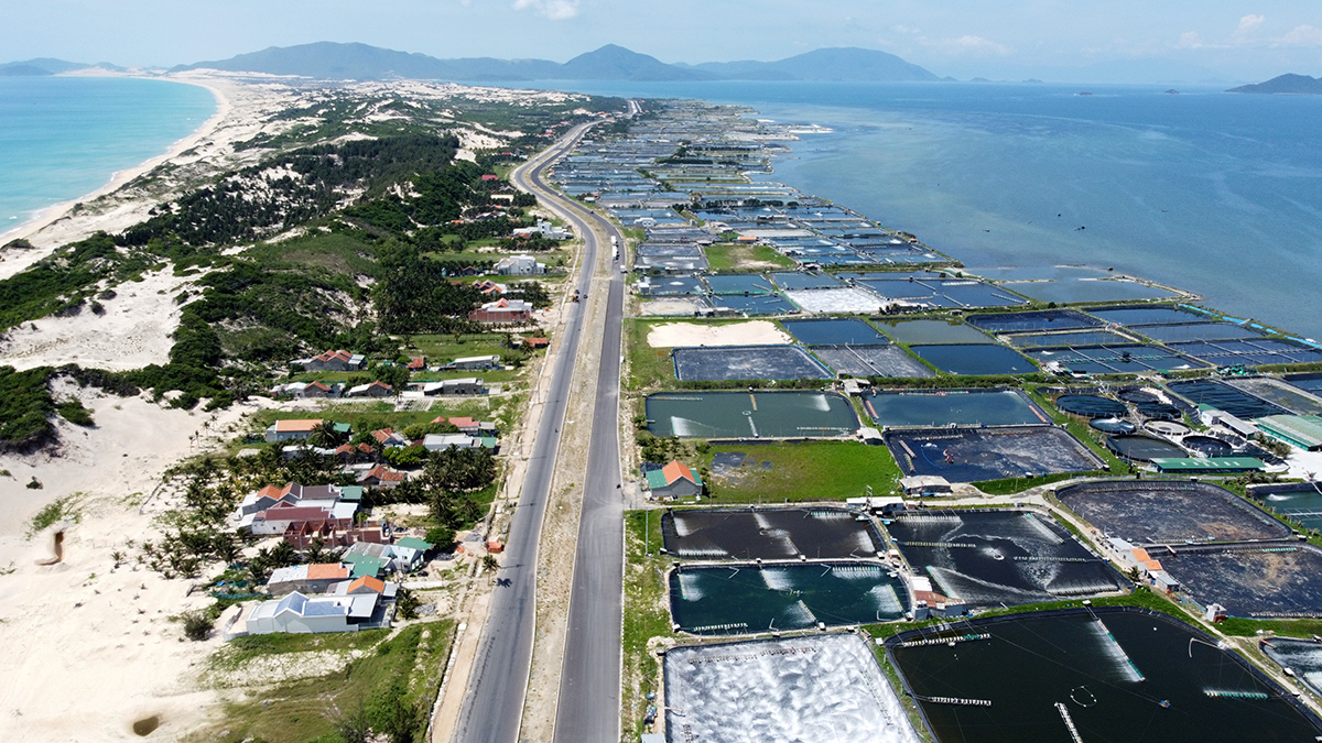 Tỉnh miền Trung muốn có sân bay thứ hai, đầu tư giai đoạn đầu gần 8.000 tỷ đồng- Ảnh 4.