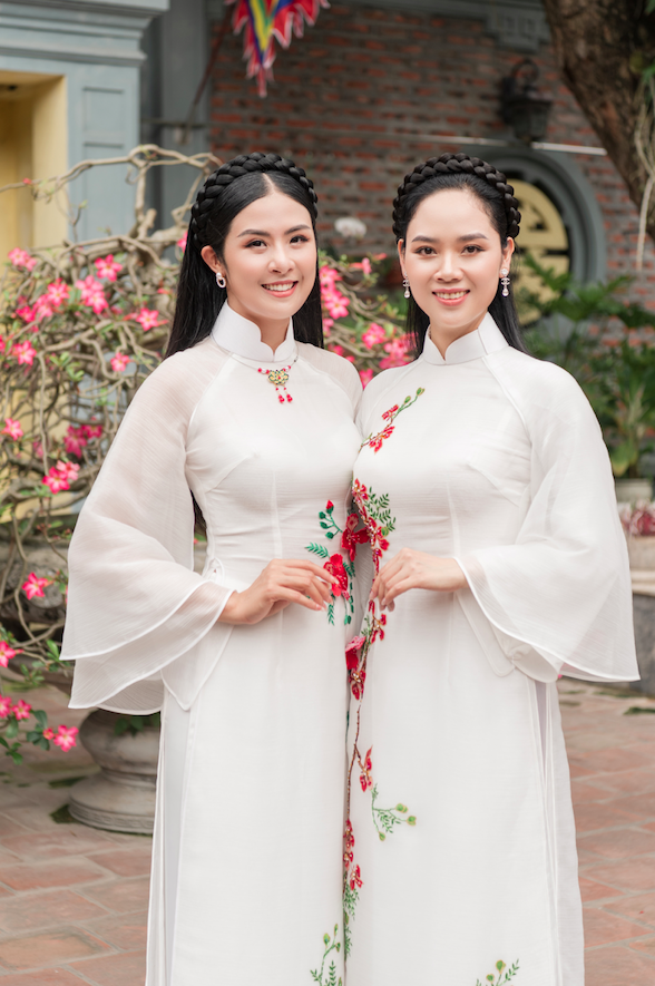 Hoa hậu đầu tiên thi Miss World: Du học ở Anh, kết hôn với mối tình đầu và nhan sắc hiện tại gây bất ngờ- Ảnh 7.