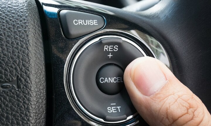 Sử dụng kiểm soát hành trình Cruise Control có giúp tiết kiệm xăng?- Ảnh 1.