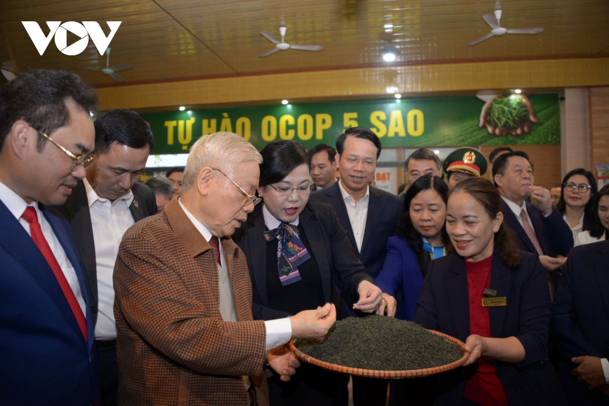 Hình ảnh gần gũi, giản dị của Tổng Bí thư trong các chuyến công tác địa phương- Ảnh 9.