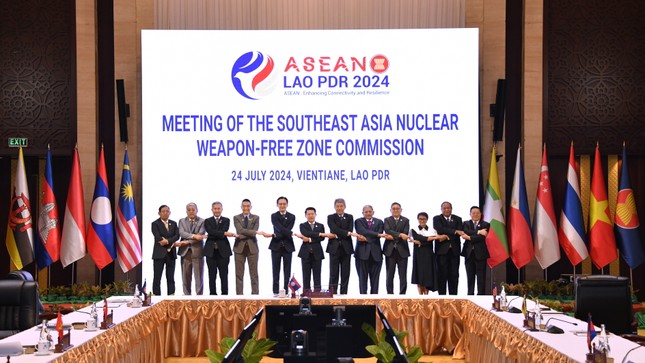 Phút mặc niệm Tổng Bí thư Nguyễn Phú Trọng tại hội nghị ASEAN- Ảnh 2.