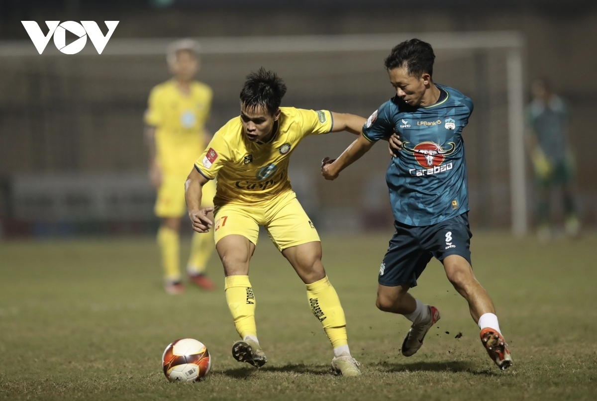 Chuyển nhượng V-League: HAGL gặp khó khi bổ sung cầu thủ- Ảnh 1.