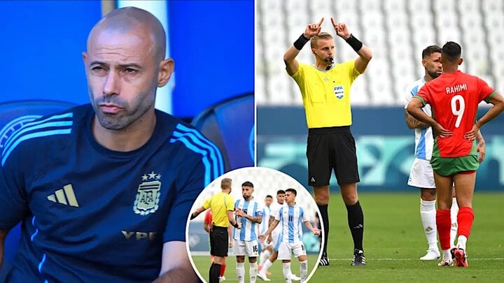 HLV Argentina: 'Đây là trò hề lớn nhất tôi từng thấy trong đời'- Ảnh 1.