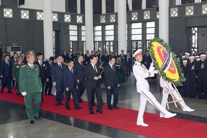 Dòng sổ tang xúc động tiễn biệt Tổng Bí thư Nguyễn Phú Trọng- Ảnh 5.