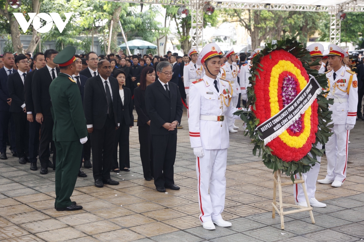 Lãnh đạo Trung Quốc, Nga, Lào và nhiều đoàn ngoại giao viếng Tổng Bí thư Nguyễn Phú Trọng- Ảnh 7.