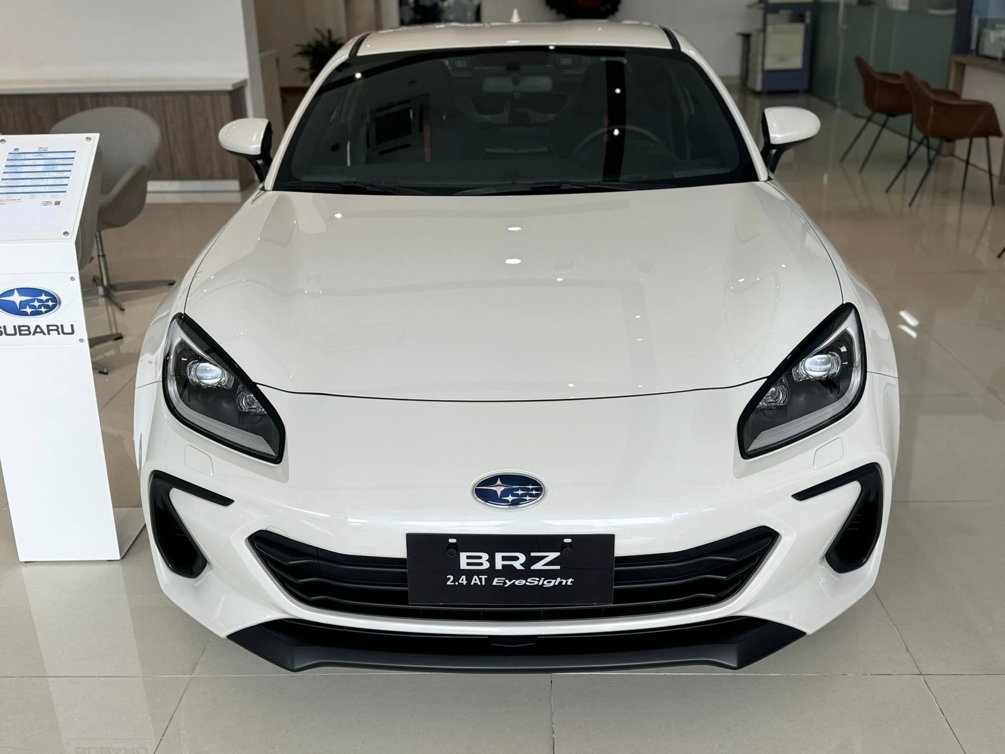 Lấy Subaru BRZ bây giờ tiết kiệm hơn 360 triệu so với người mua sớm: Giá giảm kỷ lục còn hơn 1,5 tỷ, bằng một nửa Z4- Ảnh 2.