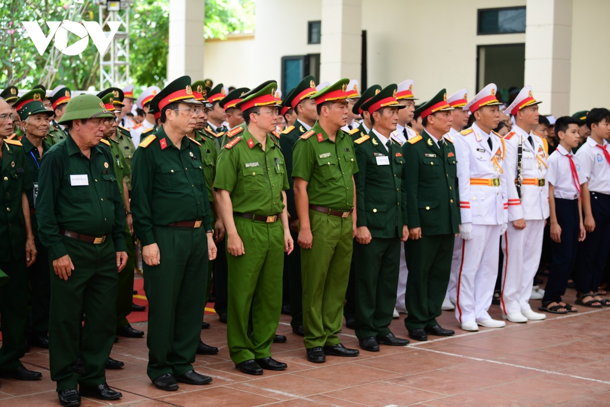 Xúc động Lễ truy điệu Tổng Bí thư Nguyễn Phú Trọng tại quê hương Lại Đà- Ảnh 9.