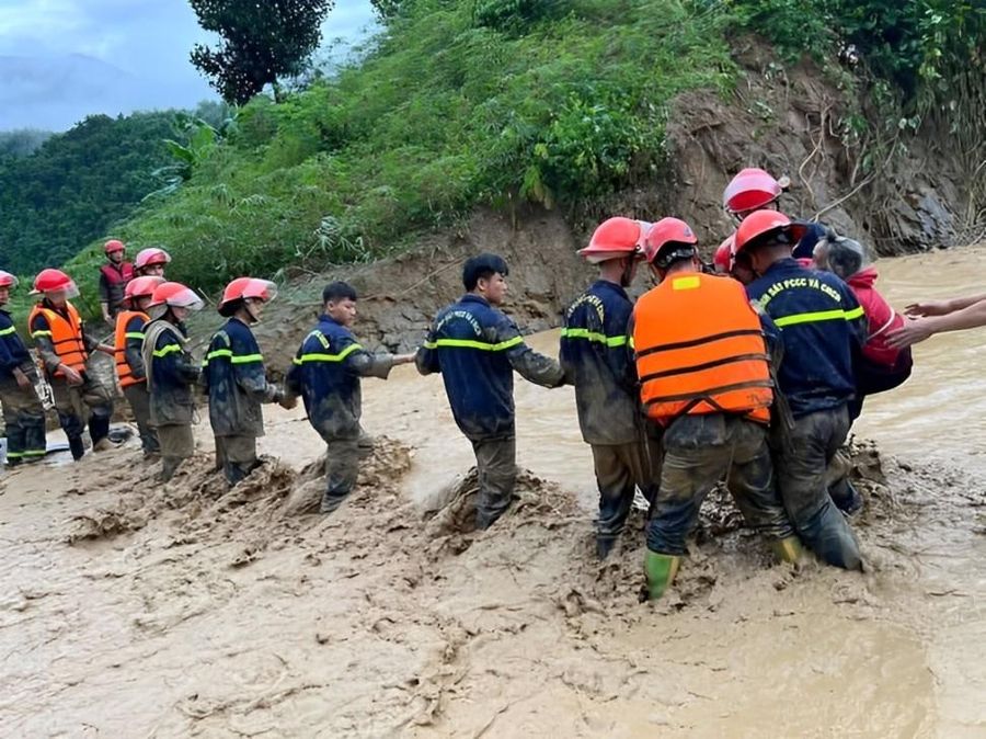 Nạn nhân mất tích đầu tiên ở Điện Biên được tìm thấy cách tâm lũ gần 30km- Ảnh 2.