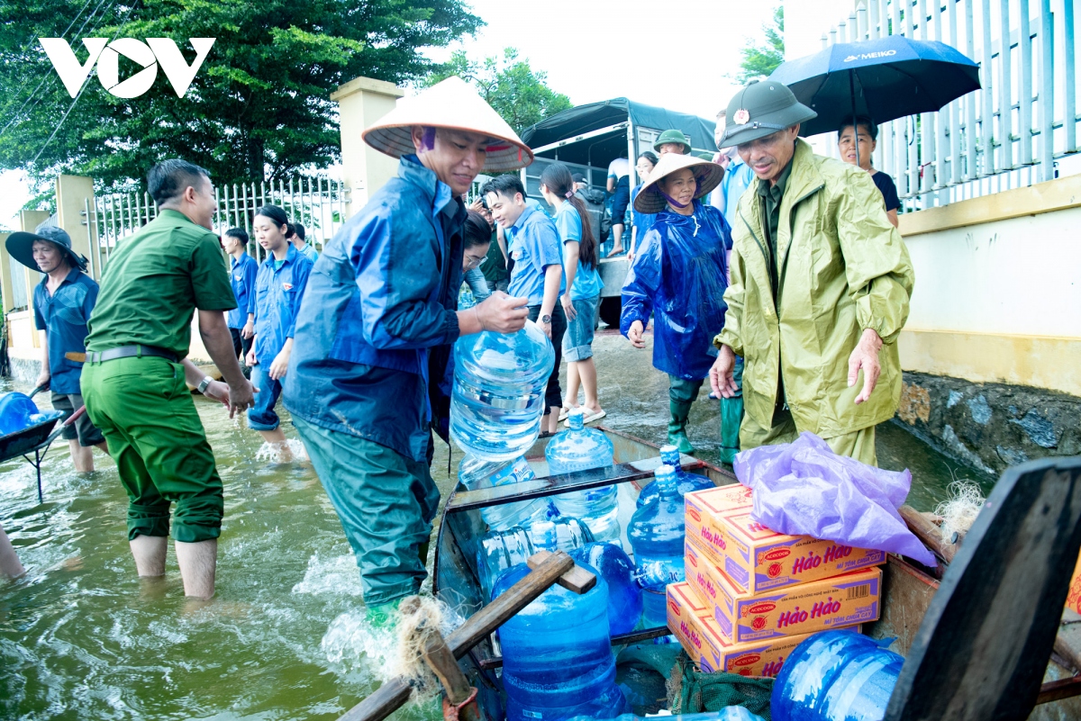 16 xã của Hà Nội đang hứng chịu mưa ngập, 2 huyện dự báo nước dâng cao hơn- Ảnh 2.