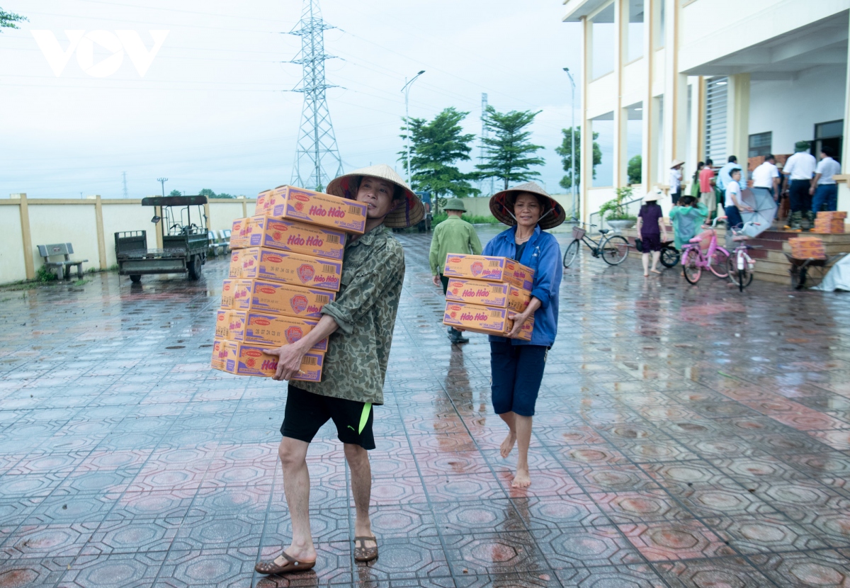 16 xã của Hà Nội đang hứng chịu mưa ngập, 2 huyện dự báo nước dâng cao hơn- Ảnh 5.