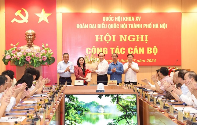 Bà Bùi Thị Minh Hoài làm Trưởng Đoàn đại biểu Quốc hội thành phố Hà Nội- Ảnh 1.