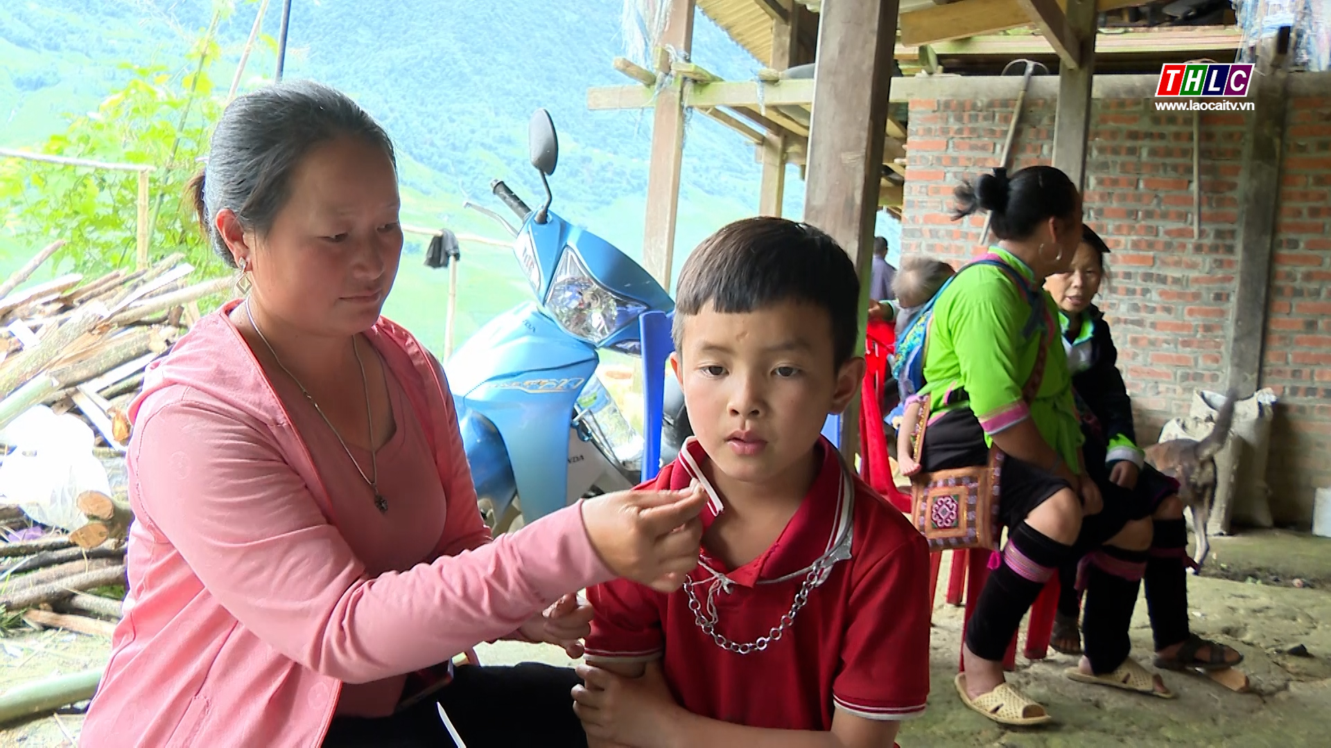 2 cháu bé mất tích ở Sapa may mắn sống sót thần kỳ trong 3 ngày nhờ kỹ năng sinh tồn và một thứ quan trọng- Ảnh 3.