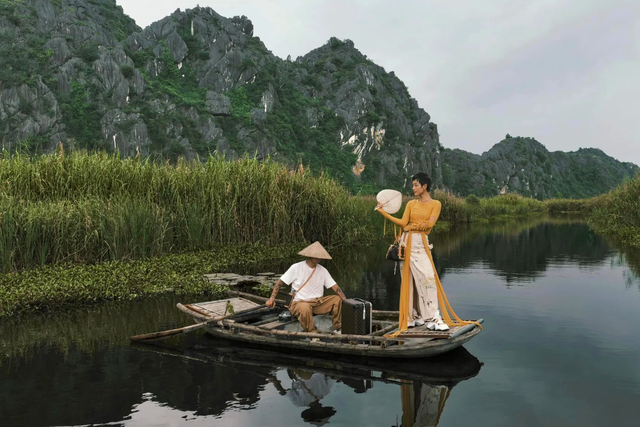 Phát hiện thêm một ''Vịnh Hạ Long trên cạn'' cách Hà Nội chỉ 80km: Đẹp hoang sơ nhưng hữu tình, có hơn 1000 hang động, còn giữ 2 kỷ lục quốc gia- Ảnh 4.