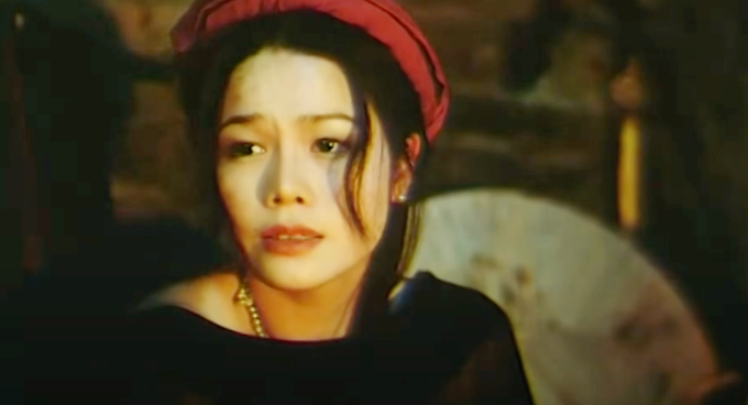 Phim cổ trang Việt đỉnh nhất: Nữ chính xinh đến phát hờn, chỉ quay cảnh cởi áo yếm cũng gây náo loạn- Ảnh 4.