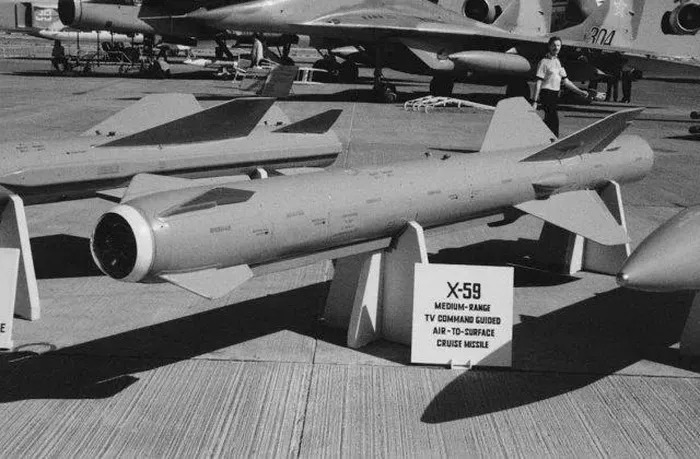 'Ruồi trâu' đáng sợ của Nga bay xa 300 km để tiêu diệt mục tiêu- Ảnh 8. 'Ruồi trâu' đáng sợ của Nga bay xa 300 km để tiêu diệt mục tiêu- Ảnh 8.