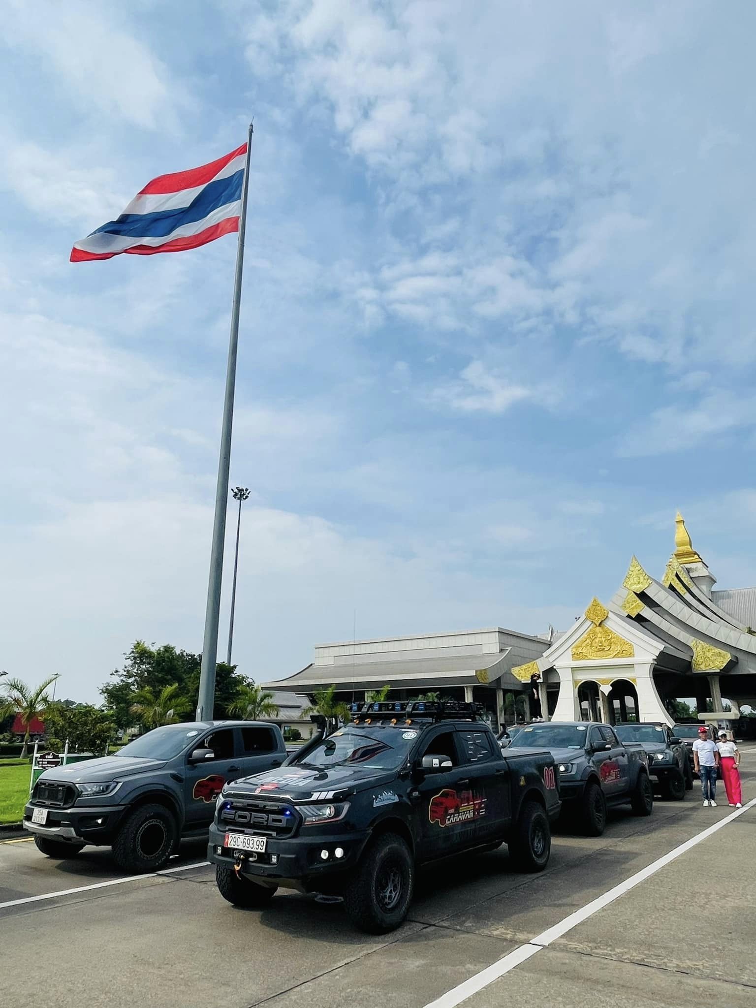 Chủ Ford Ranger chi nửa tỷ độ xe, 6 năm chạy 150.000km, từng xuy&ecirc;n L&agrave;o, Th&aacute;i Lan: &lsquo;Xe bền, chưa c&oacute; l&yacute; do để đổi&rsquo;- Ảnh 9.