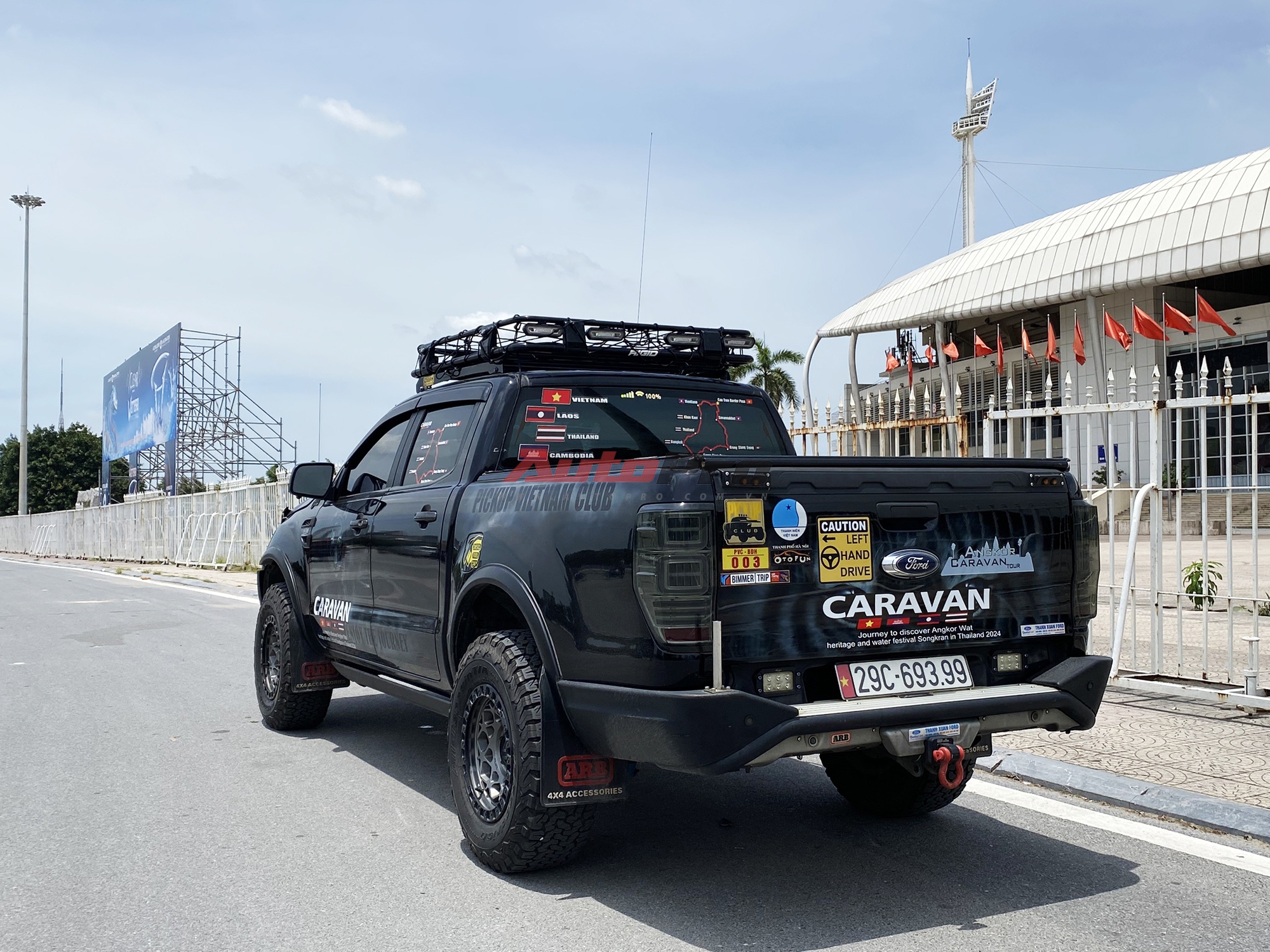 Chủ Ford Ranger chi nửa tỷ độ xe, 6 năm chạy 150.000km, từng xuy&ecirc;n L&agrave;o, Th&aacute;i Lan: &lsquo;Xe bền, chưa c&oacute; l&yacute; do để đổi&rsquo;- Ảnh 6.