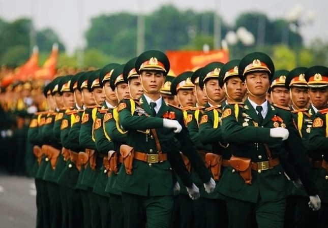 Chính phủ yêu cầu Bộ Quốc phòng đánh giá bổ sung chức vụ sĩ quan cấp phó- Ảnh 1.