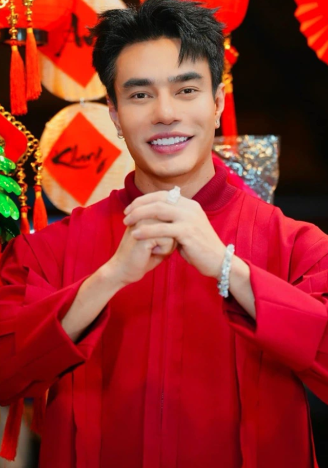 Vợ Lê Dương Bảo Lâm hoảng loạn bỏ chạy vì gặp rắn bò vào nhà- Ảnh 11. Vợ Lê Dương Bảo Lâm hoảng loạn bỏ chạy vì gặp rắn bò vào nhà- Ảnh 11.