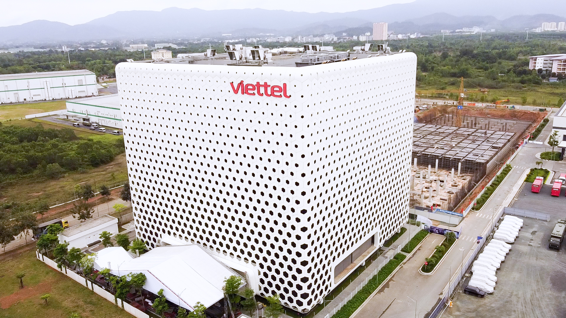 Mỏ vàng 1 tỷ USD không thể thiếu trong thời đại AI: Từ Viettel, FPT đến VNG, CMC ... đang cạnh tranh khai thác, đua nhau mở rộng thị phần- Ảnh 1. Mỏ vàng 1 tỷ USD không thể thiếu trong thời đại AI: Từ Viettel, FPT đến VNG, CMC ... đang cạnh tranh khai thác, đua nhau mở rộng thị phần- Ảnh 1.