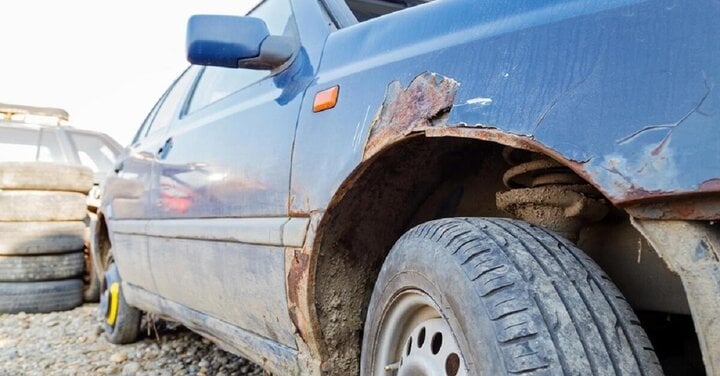 C&aacute;ch gi&uacute;p &ocirc; t&ocirc; tr&aacute;nh được gỉ s&eacute;t- Ảnh 3.