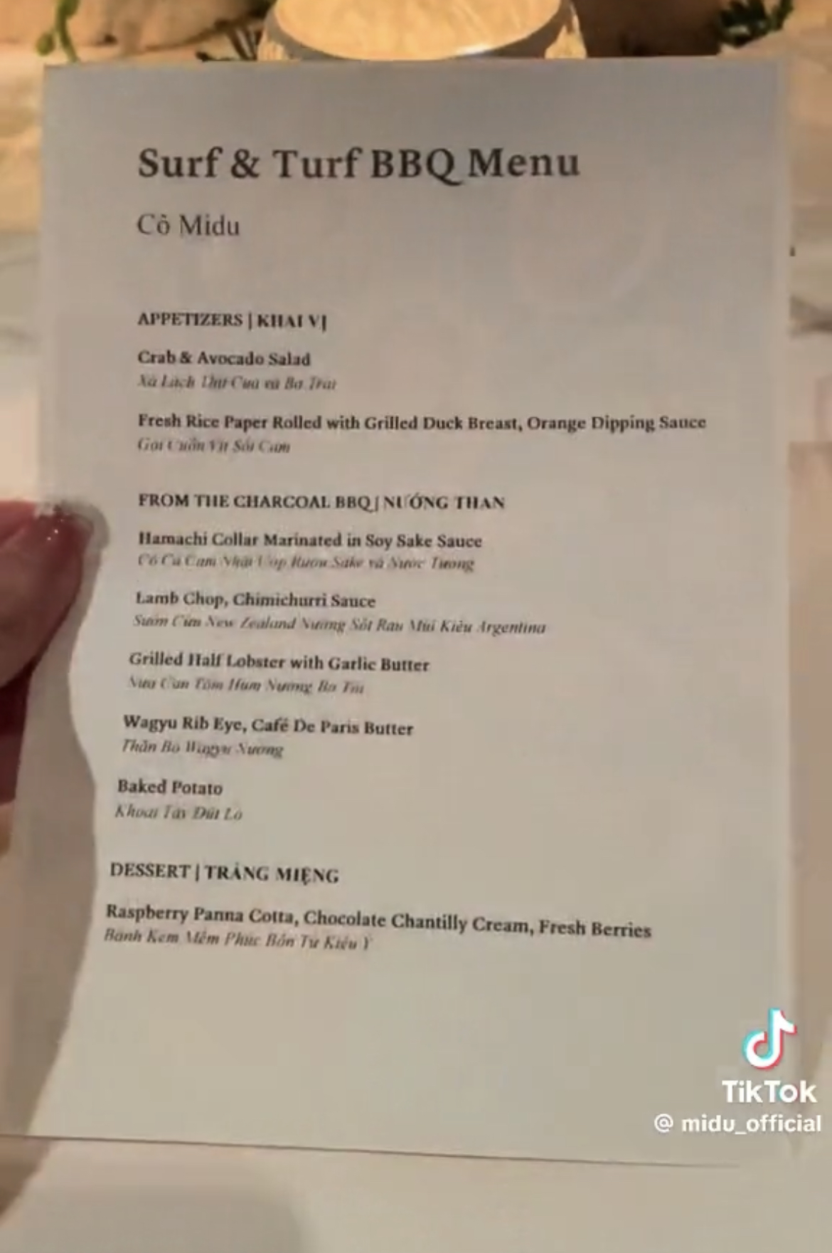 Chồng thiếu gia của Midu cưng vợ ra mặt khi hẹn hò, lần đầu để lộ nhẫn cưới- Ảnh 3. Chồng thiếu gia của Midu cưng vợ ra mặt khi hẹn hò, lần đầu để lộ nhẫn cưới- Ảnh 3.