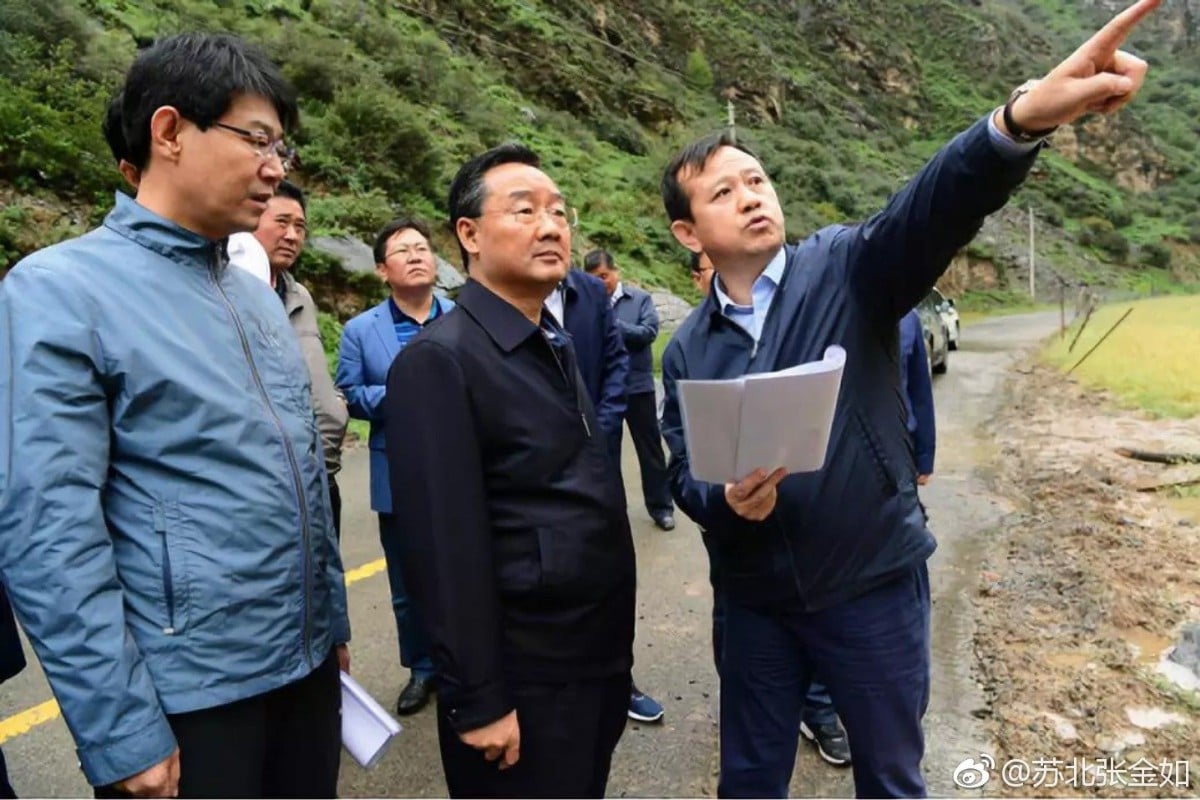 Trung Quốc 'đả hổ': Kỷ lục bắt 36 quan trong 6 tháng, vinh quang quá khứ và quan hệ không là 'kim bài'- Ảnh 1. Trung Quốc 'đả hổ': Kỷ lục bắt 36 quan trong 6 tháng, vinh quang quá khứ và quan hệ không là 'kim bài'- Ảnh 1.