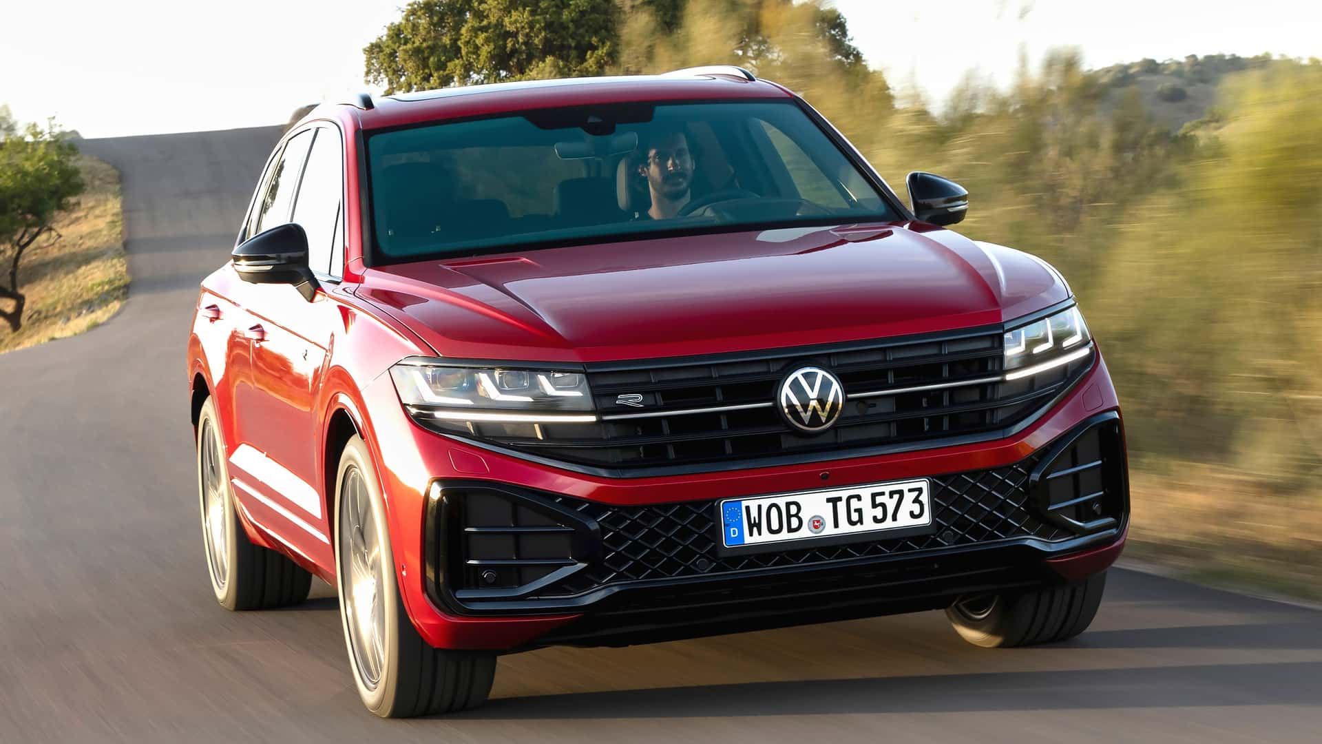 VW Touareg 2024 đã về Việt Nam: Thiết kế mới, có gói R-Line, dễ thêm nhiều công nghệ đấu Q7 trong tầm giá hơn 3 tỷ đồng- Ảnh 10.