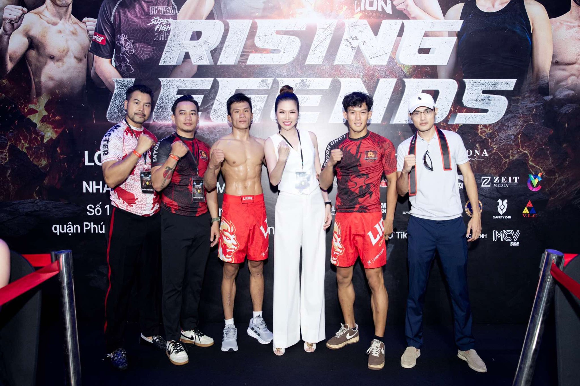 Thắng đẹp tại LION Championship 16, Long Hoàng MMA muốn học hỏi Johnny Trí Nguyễn- Ảnh 2.