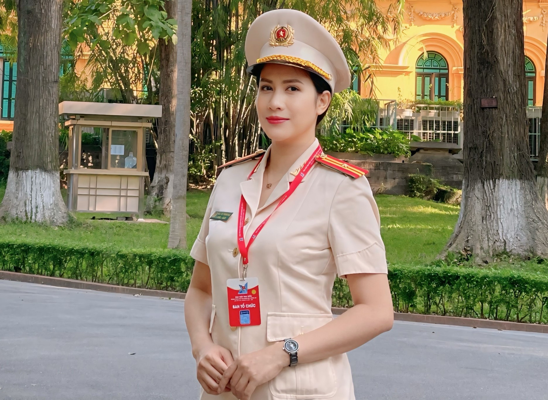 3 nữ diễn viên xinh đẹp, nổi tiếng, giàu có, ngoài đời đều là công an: Hôn nhân thế nào? - Ảnh 15.