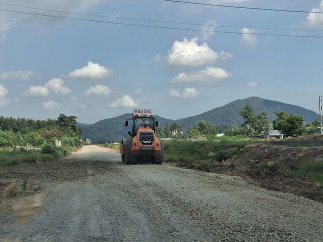 Lộ diện cao tốc Biên Hòa - Vũng Tàu sau hơn 1 năm thi công- Ảnh 4.