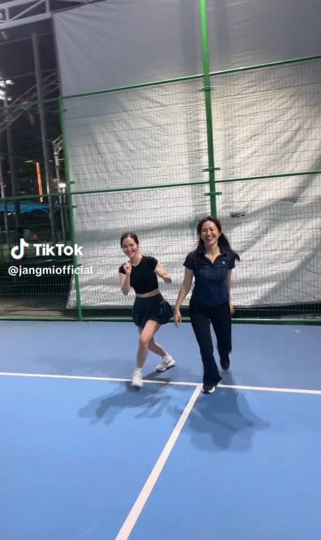 Cặp đôi phim Mai lộ ảnh hẹn hò trên sân pickleball, thái độ đàng gái mới đáng bàn- Ảnh 3.