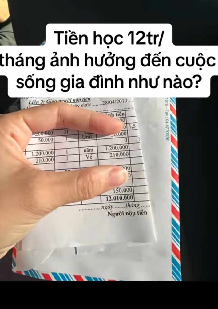 Chi tiêu gia đình 3 thành viên sẽ thay đổi ra sao khi tiền học của &quot;1 em bé đặc biệt&quot; lên đến 12 triệu/tháng? - Ảnh 1.