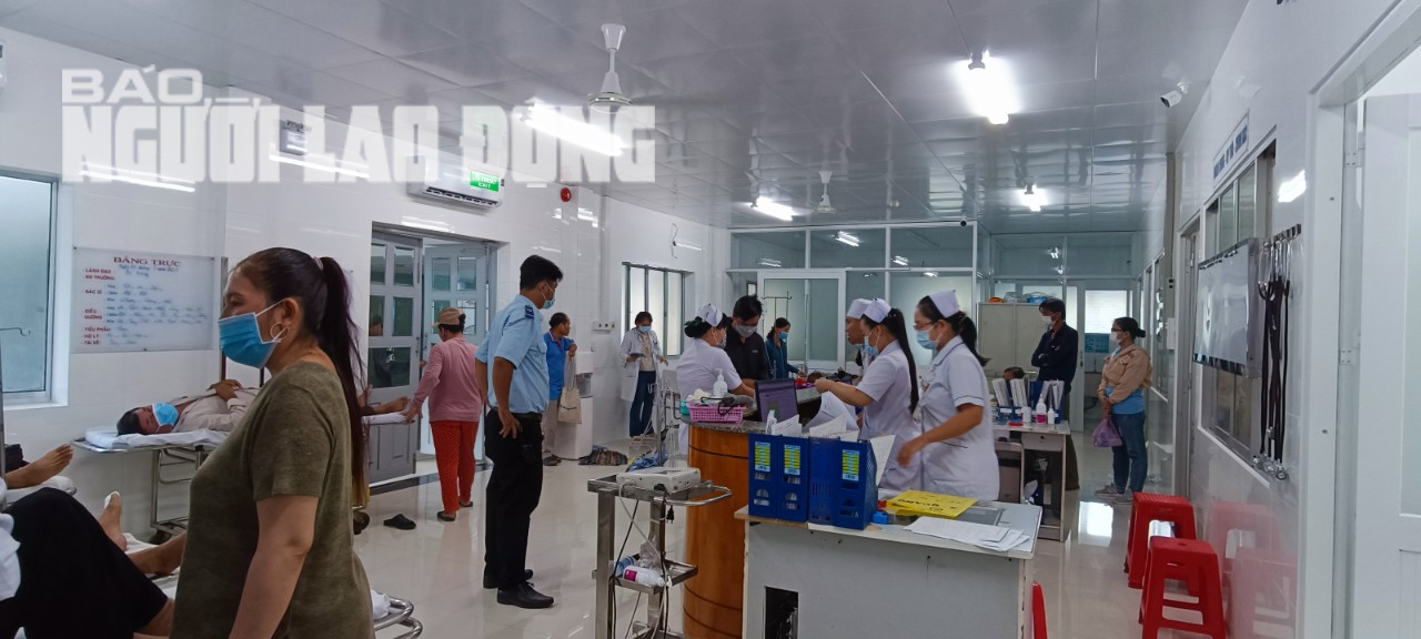 Tai nạn trên đường cao tốc TP HCM - Trung Lương, 10 người nhập viện- Ảnh 3.