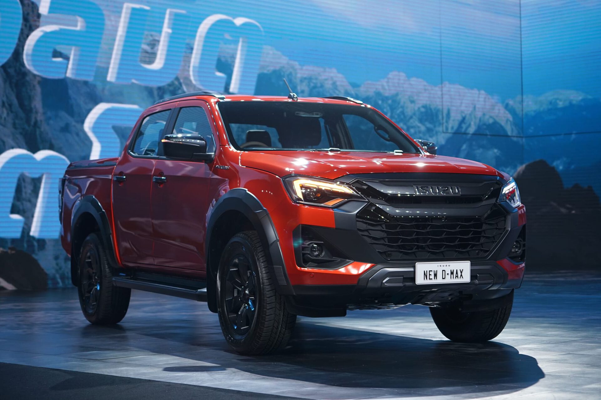 Isuzu D-Max 2024 lần đầu xuất hiện ở Việt Nam: Thêm bản hầm hố, dễ có ADAS và động cơ 3.0L đấu Ranger- Ảnh 4.