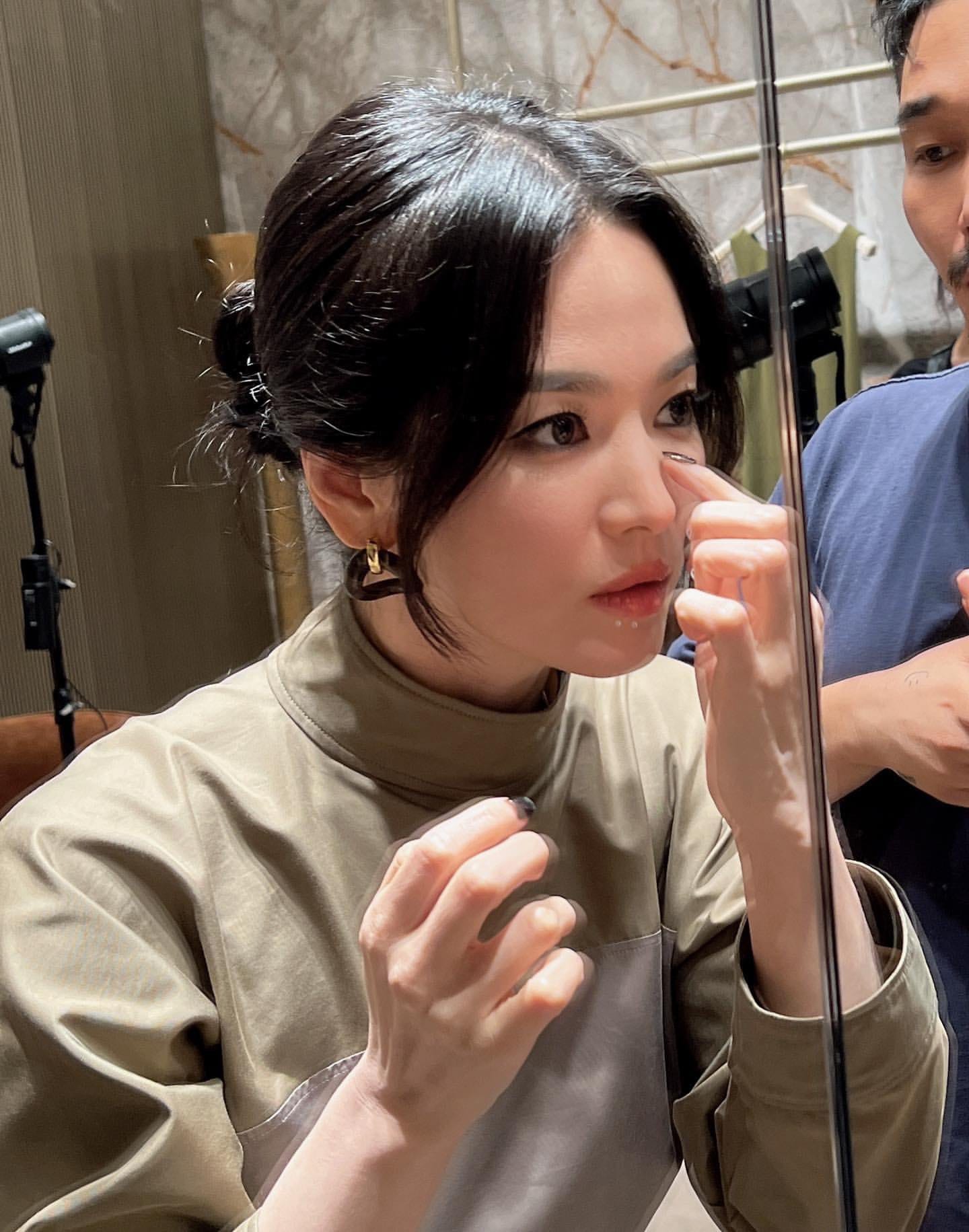 Song Hye Kyo yêu thích "người lớn tuổi tốt bụng"- Ảnh 1.