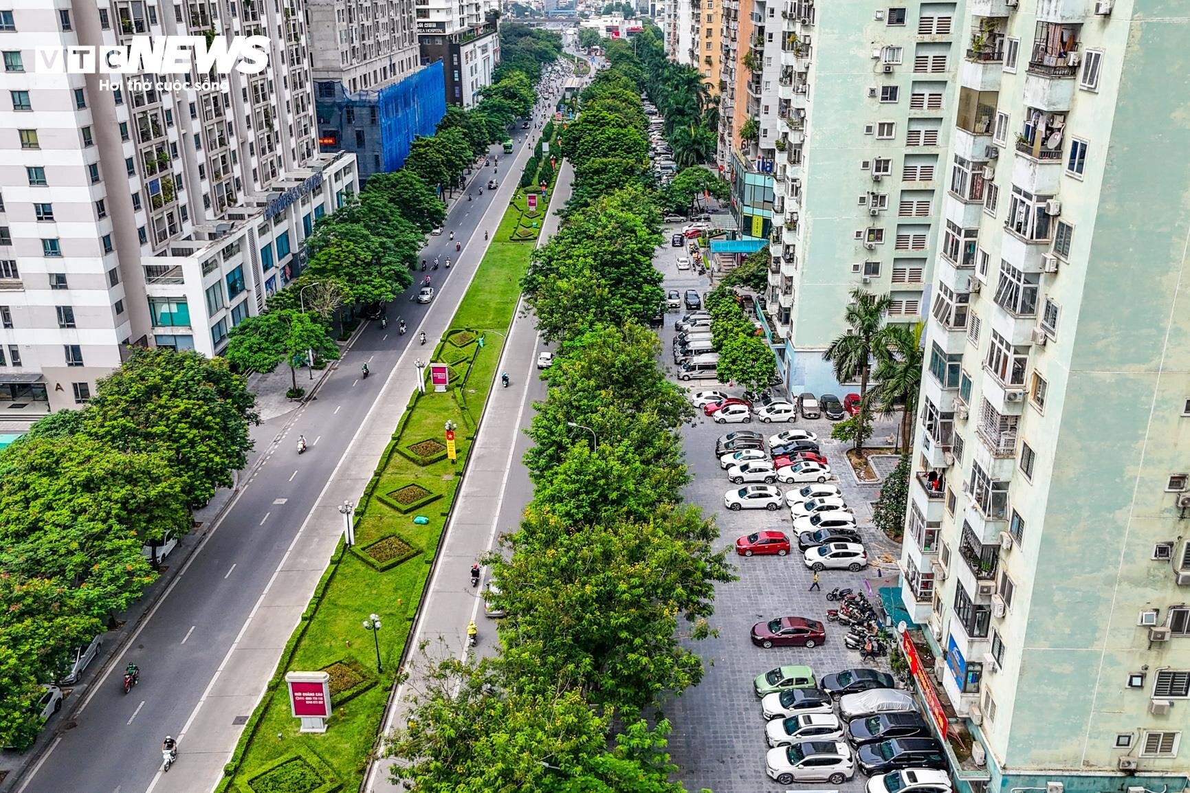 Nhìn từ trên cao 7 tuyến đường sắp bị xén vỉa hè, dải phân cách ở Hà Nội- Ảnh 6.