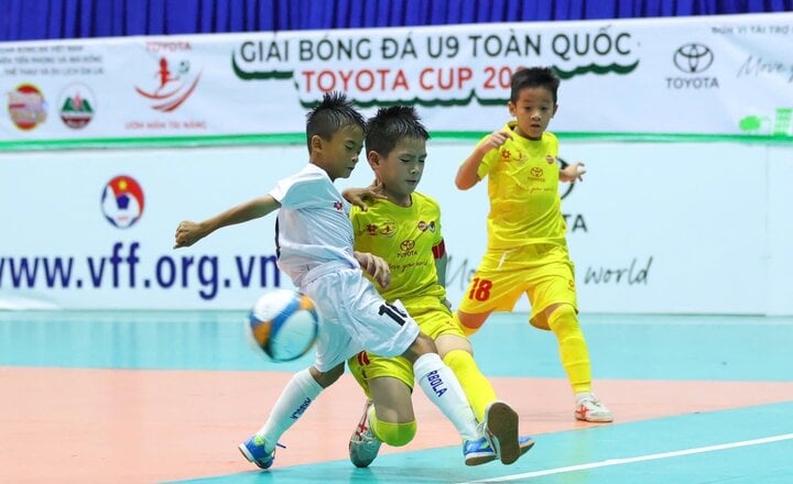 Con trai Văn Quyết và đồng đội bị loại ở bán kết giải U9 toàn quốc 2024- Ảnh 1.