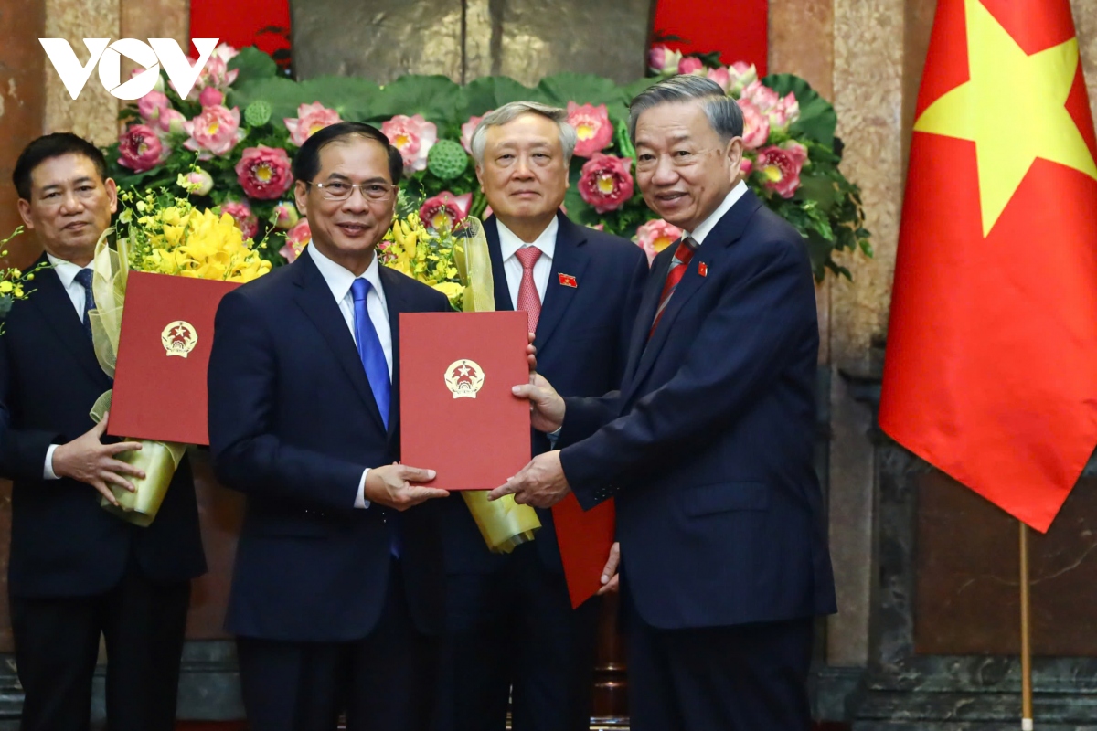 Tổng Bí thư, Chủ tịch nước Tô Lâm trao Quyết định Phó Thủ tướng và Bộ trưởng- Ảnh 4.