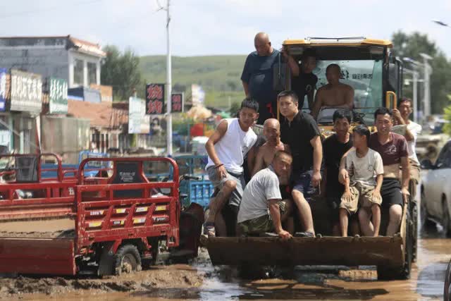 Mưa lớn “hiếm có trong lịch sử” ở Đông Bắc Trung Quốc, 11 người chết, thiệt hại hơn 1 tỷ USD- Ảnh 2.