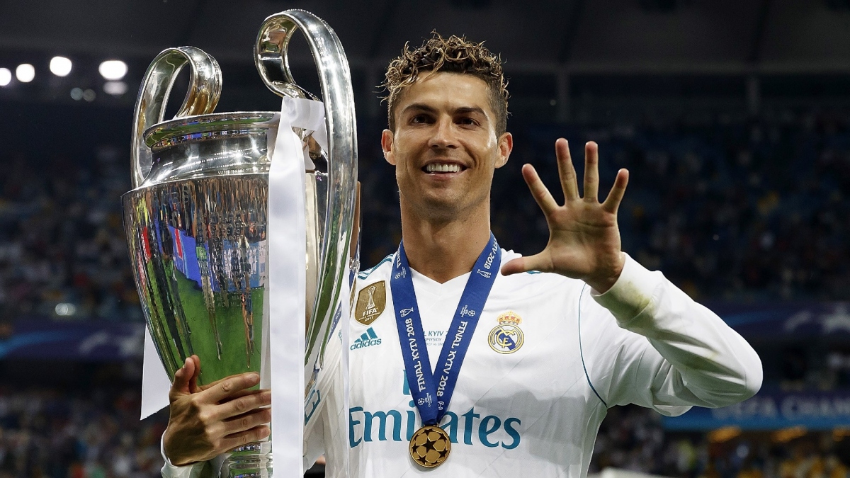 Ronaldo được vinh danh tại lễ bốc thăm Cúp C1 châu Âu 2024/2025 - Ảnh 1.