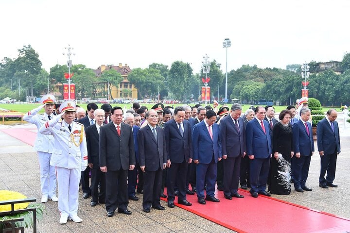 Lãnh đạo Đảng , Nhà nước viếng Lăng Chủ tịch Hồ Chí Minh dịp Quốc khánh - Ảnh 3.