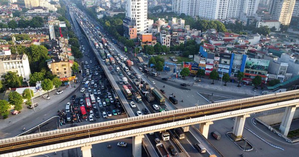 TP.HCM: Cửa ngõ miền Tây, đường dẫn lên cao tốc ùn ứ ngày đầu nghỉ lễ 2/9 - Ảnh 14.