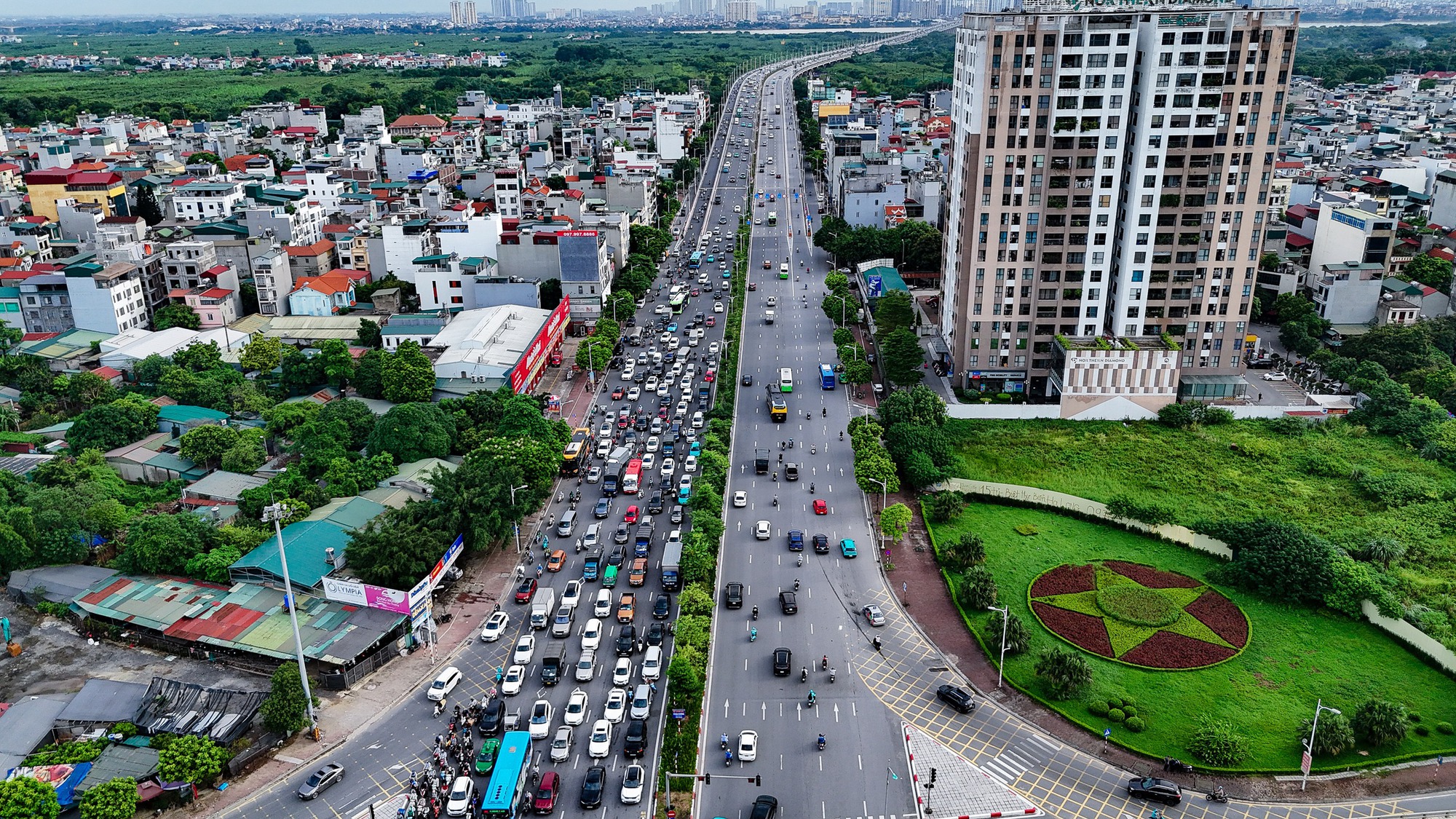 VIDEO: Cận cảnh vị trí xây dựng hầm chui thứ 6 ở Hà Nội- Ảnh 2.